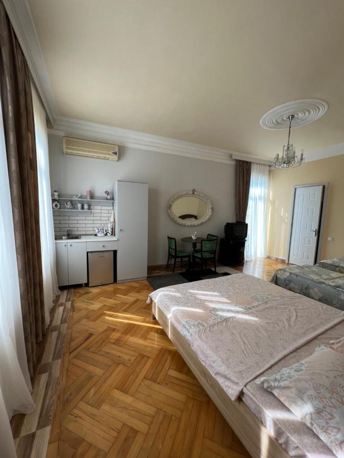 Kemeni Garden Hotel Batumi Eksteriør billede