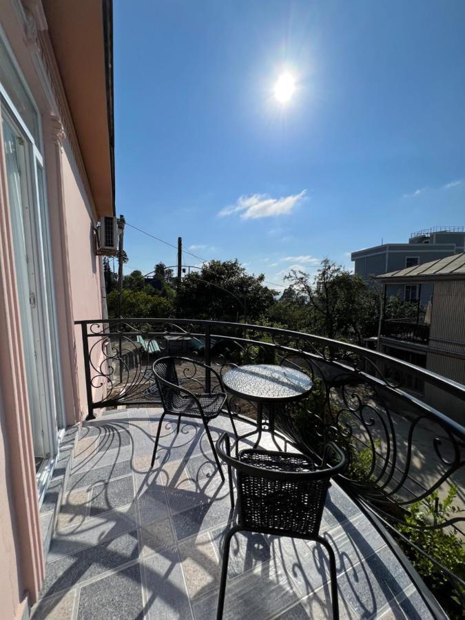 Kemeni Garden Hotel Batumi Eksteriør billede