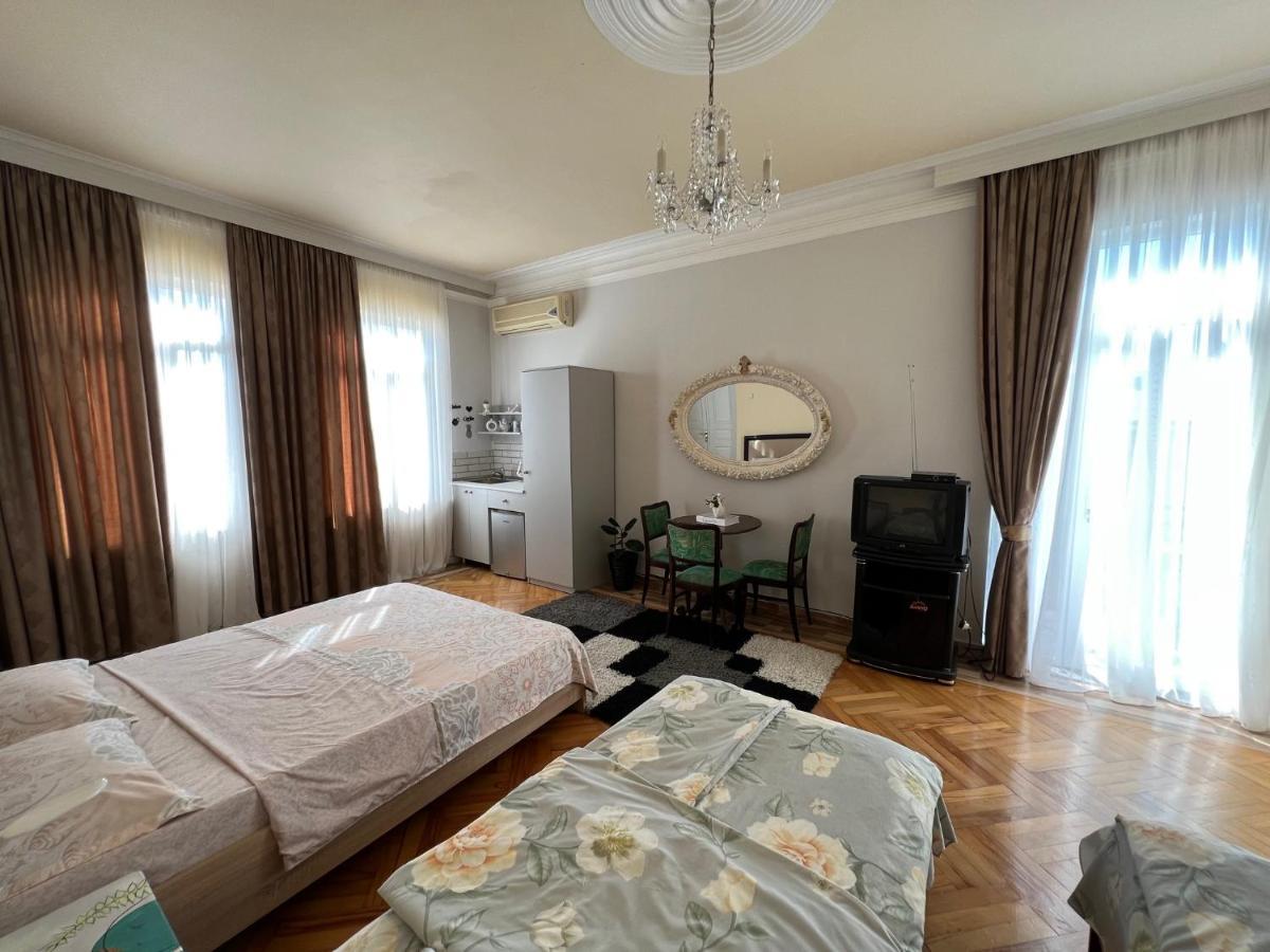 Kemeni Garden Hotel Batumi Eksteriør billede