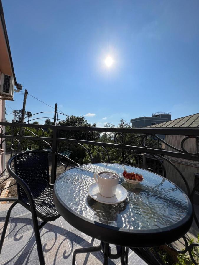 Kemeni Garden Hotel Batumi Eksteriør billede