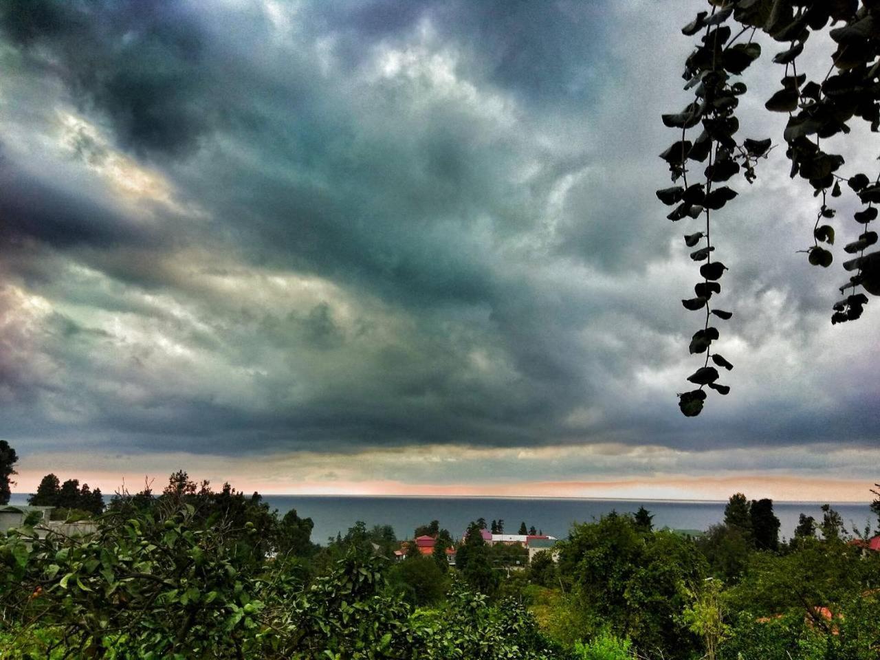 Kemeni Garden Hotel Batumi Eksteriør billede